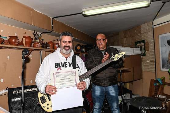 La banda Charcojondo, pregoneros de las fiestas de Lomo Magullo de este año/Antonio Alí.